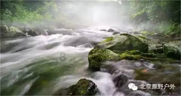 新车轮胎侧面发红怎么回事？