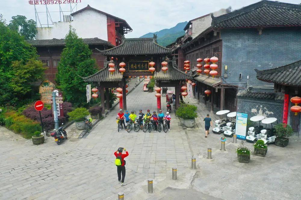 百色市青年企业家协会举行十周年系列活动